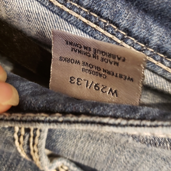 Silver Jeans • Aiko Skinny • Distressed • 29Wx33L - Picture 5 of 5